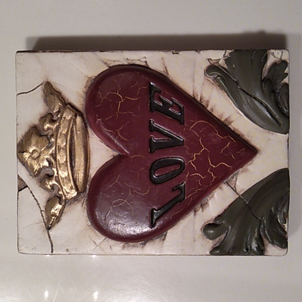 Sid Dickens T-156 "Crown" Heart Love *Rare & Retired*